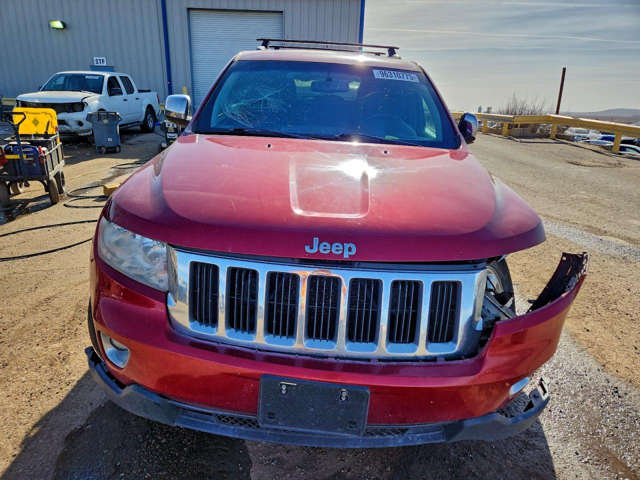 2012 JEEP GRAND CHEROKEE LAREDO photo 5