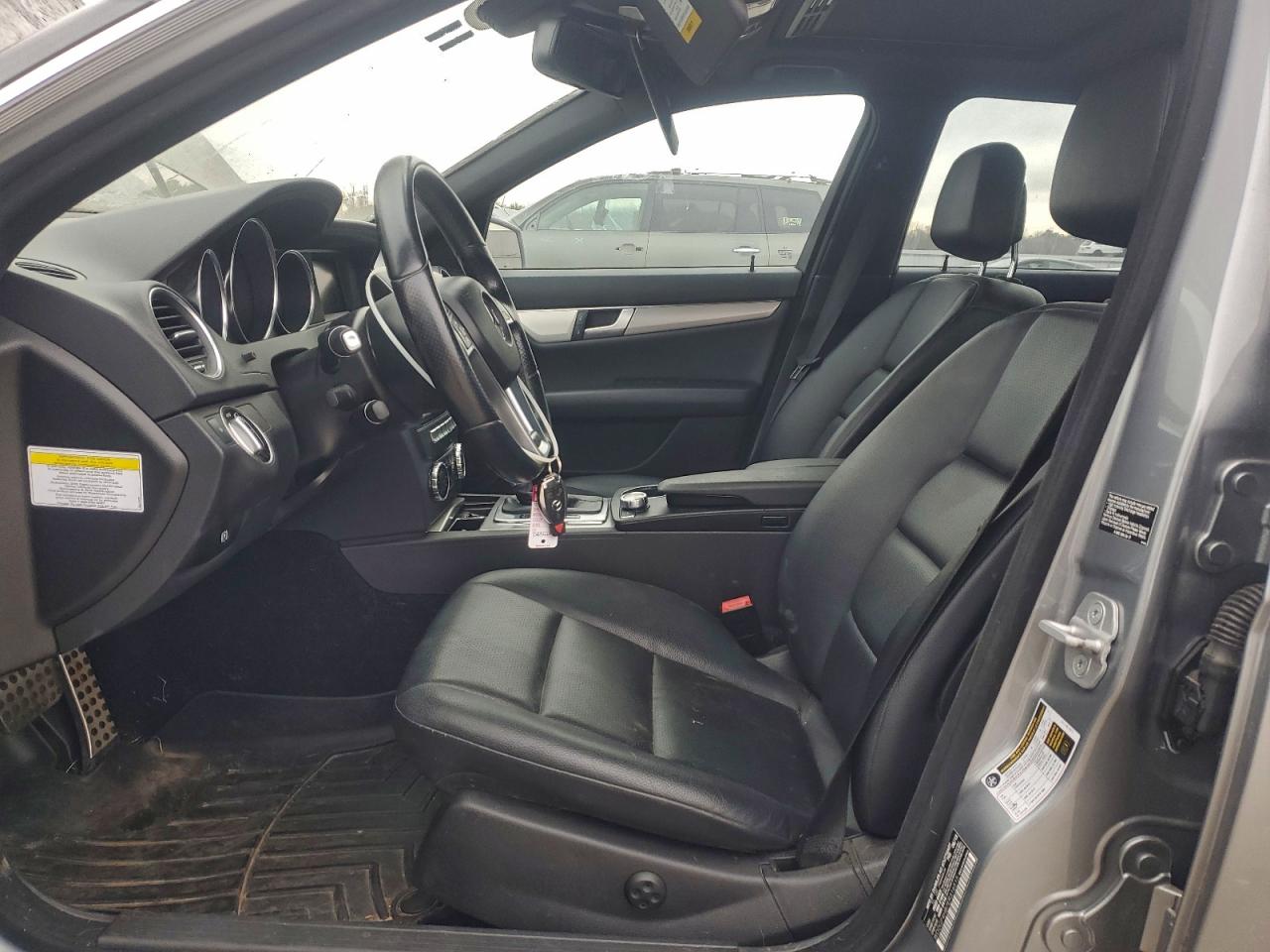 2014 MERCEDES-BENZ C 250 photo 7