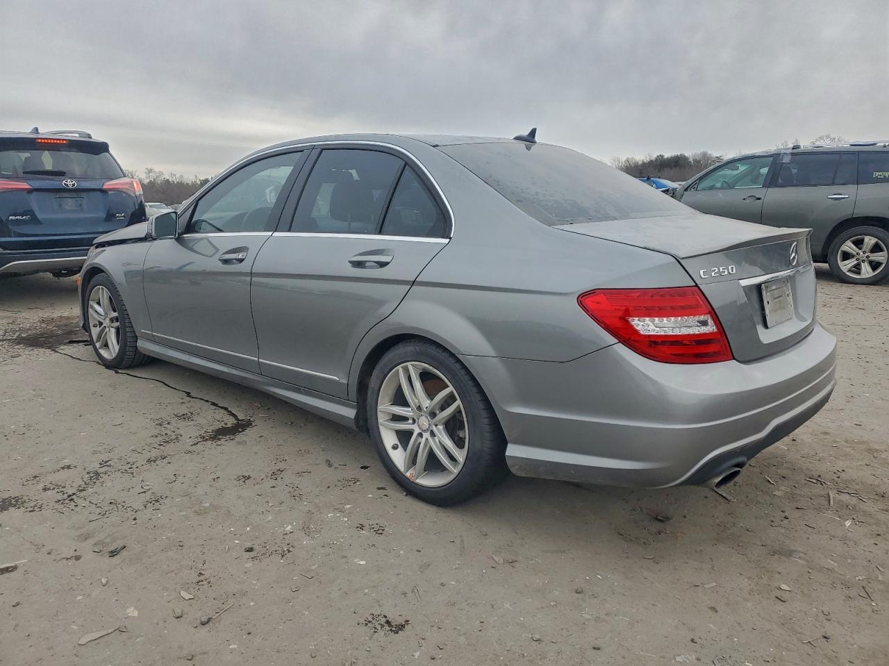 2014 MERCEDES-BENZ C 250 photo 2
