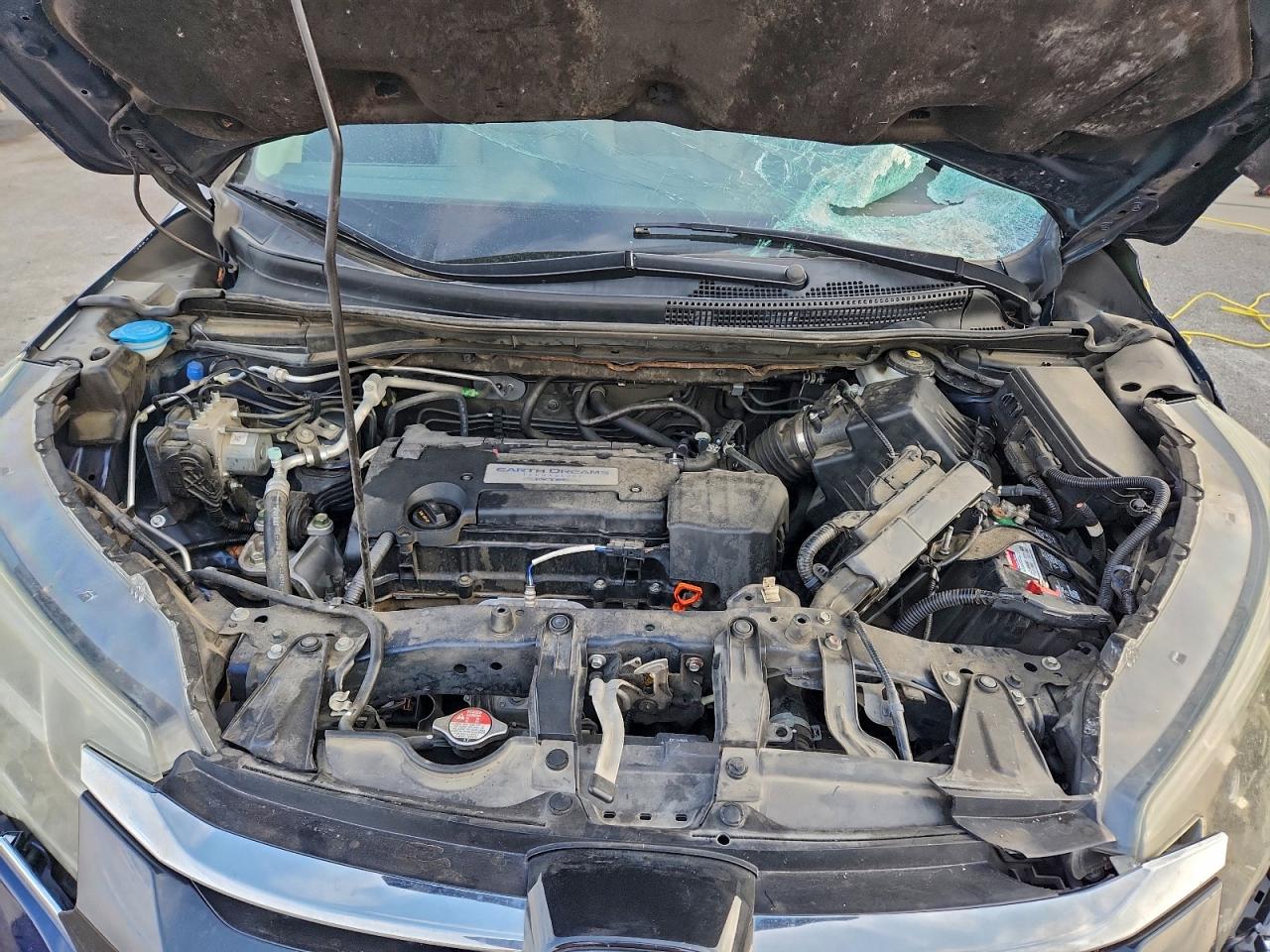 2015 HONDA CR-V LX photo 12