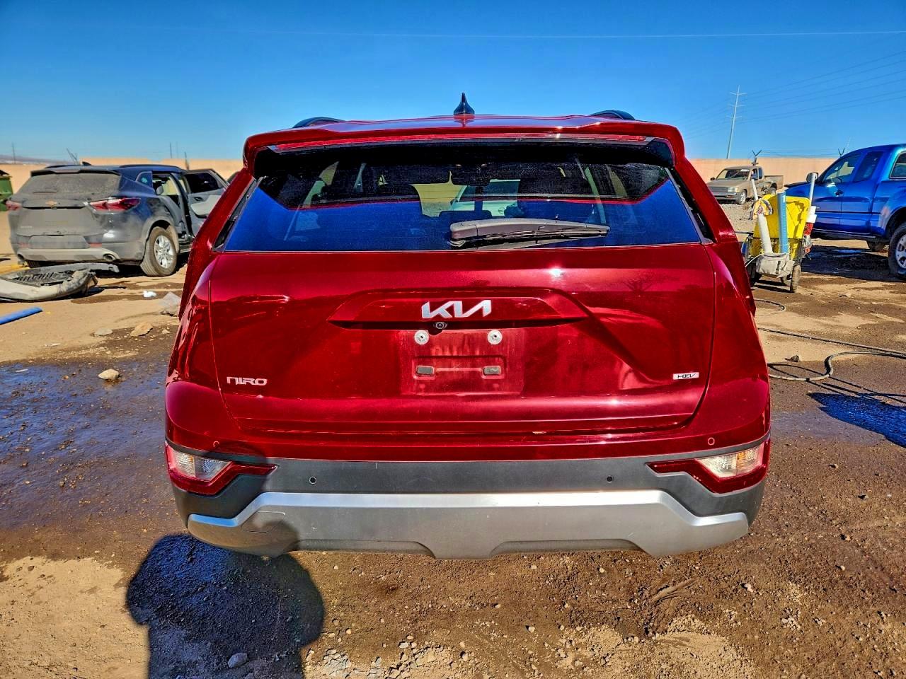 2023 KIA NIRO EX photo 6