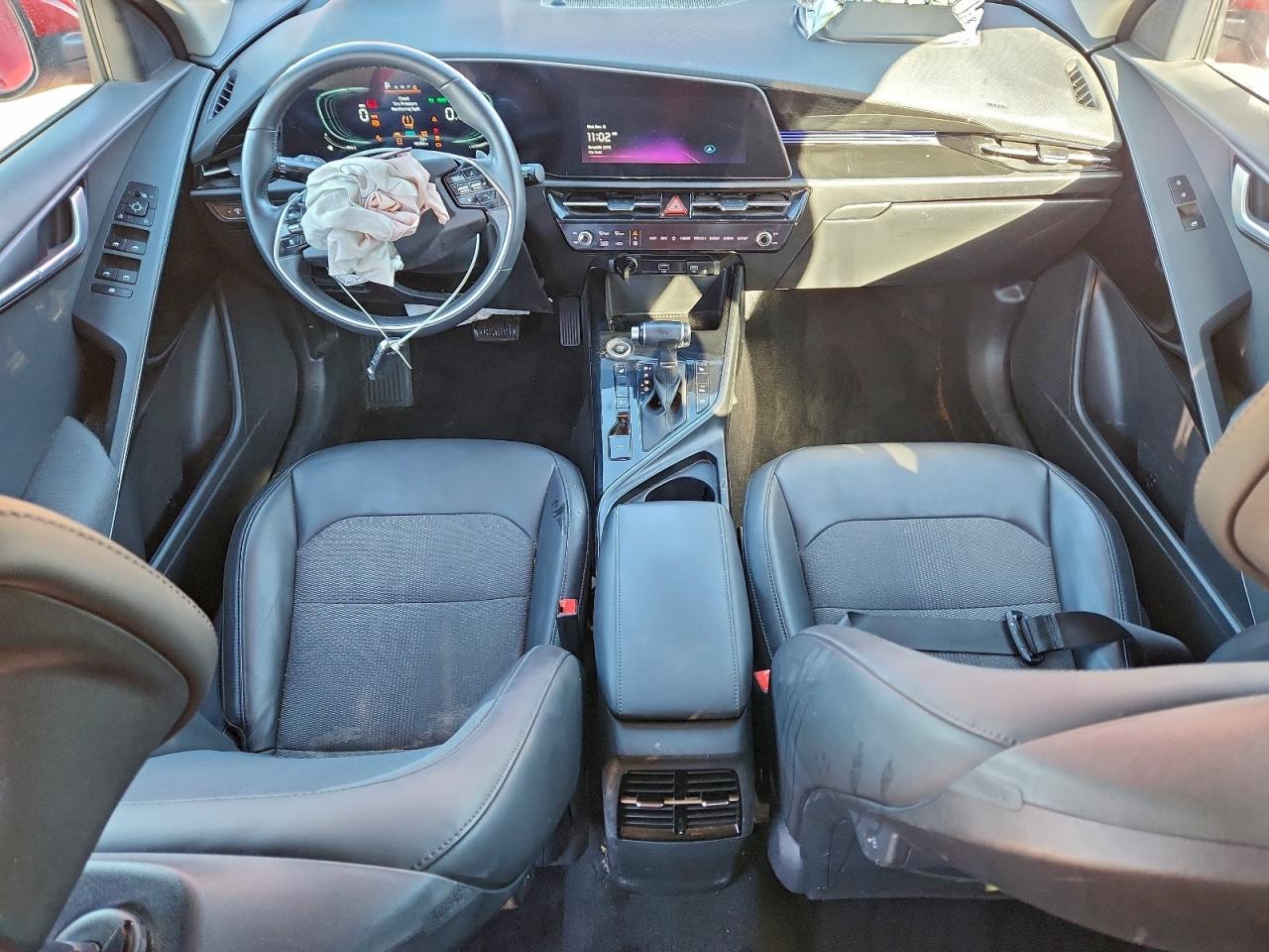 2023 KIA NIRO EX photo 8