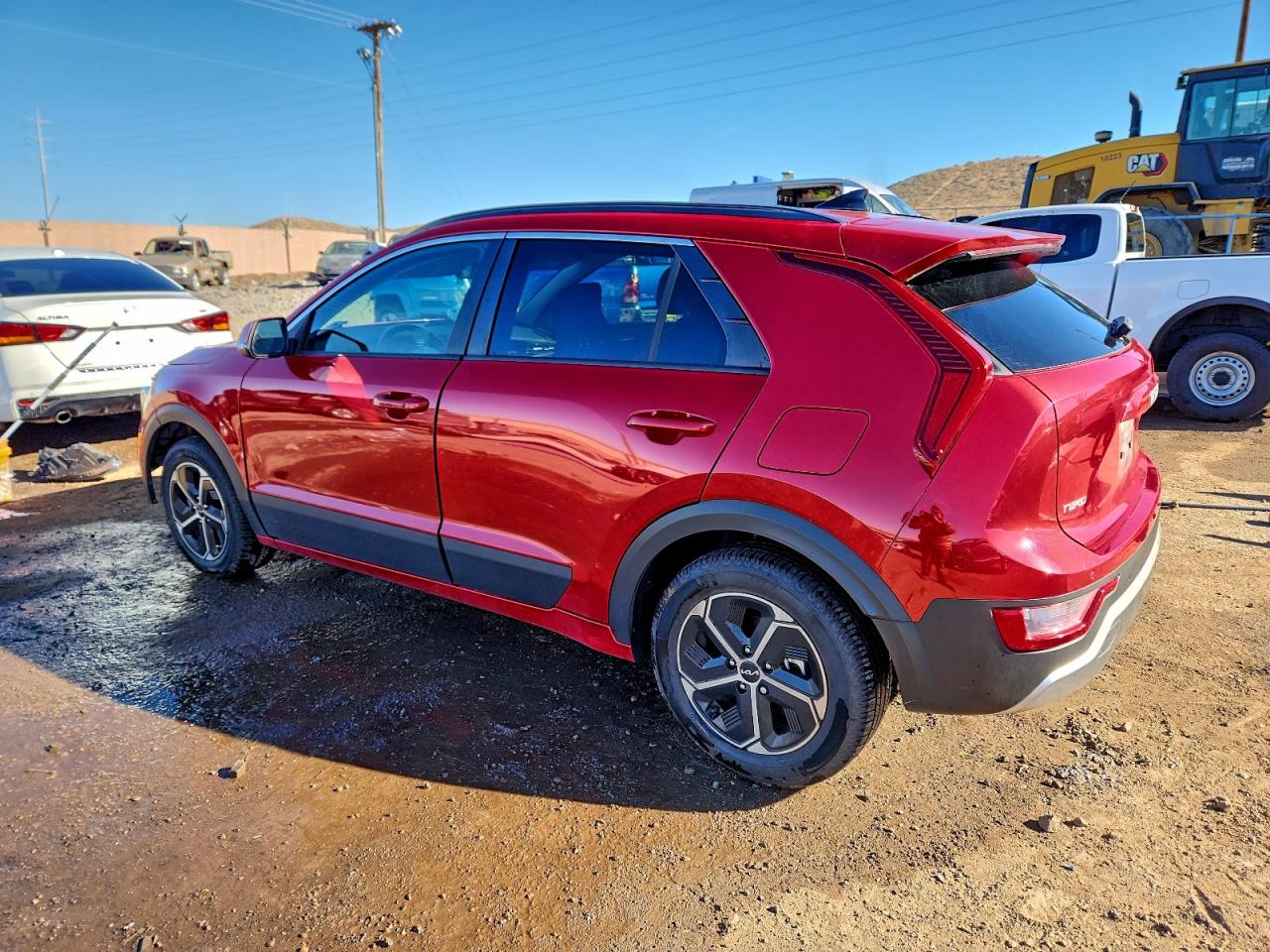 2023 KIA NIRO EX photo 2