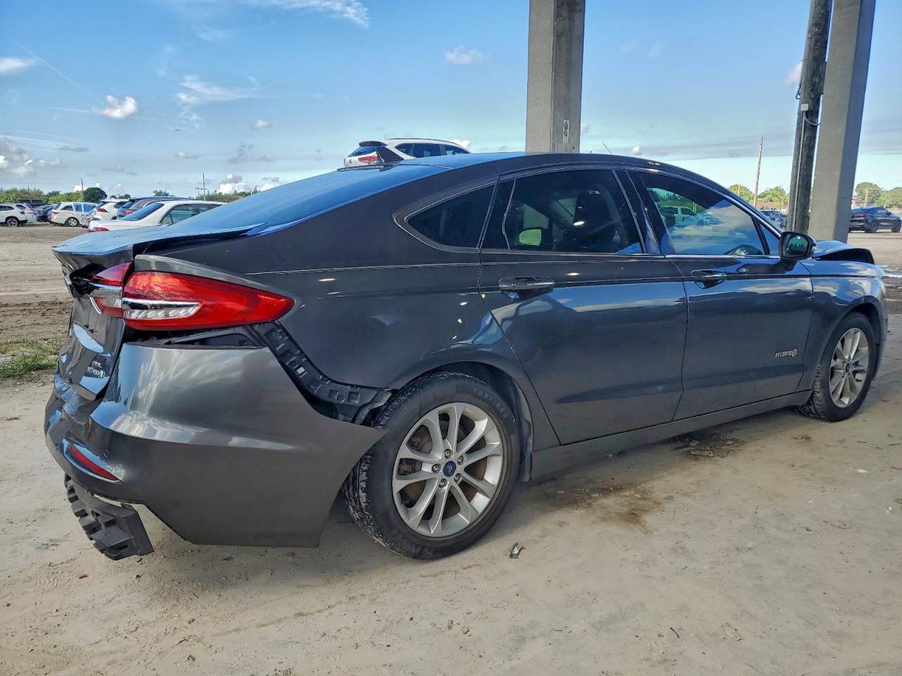 2019 FORD FUSION SEL photo 3