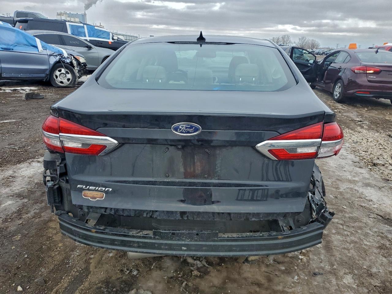 2020 FORD FUSION S photo 11