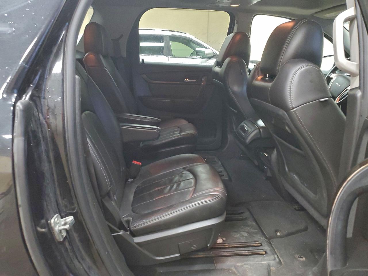 2014 GMC ACADIA DENALI photo 31