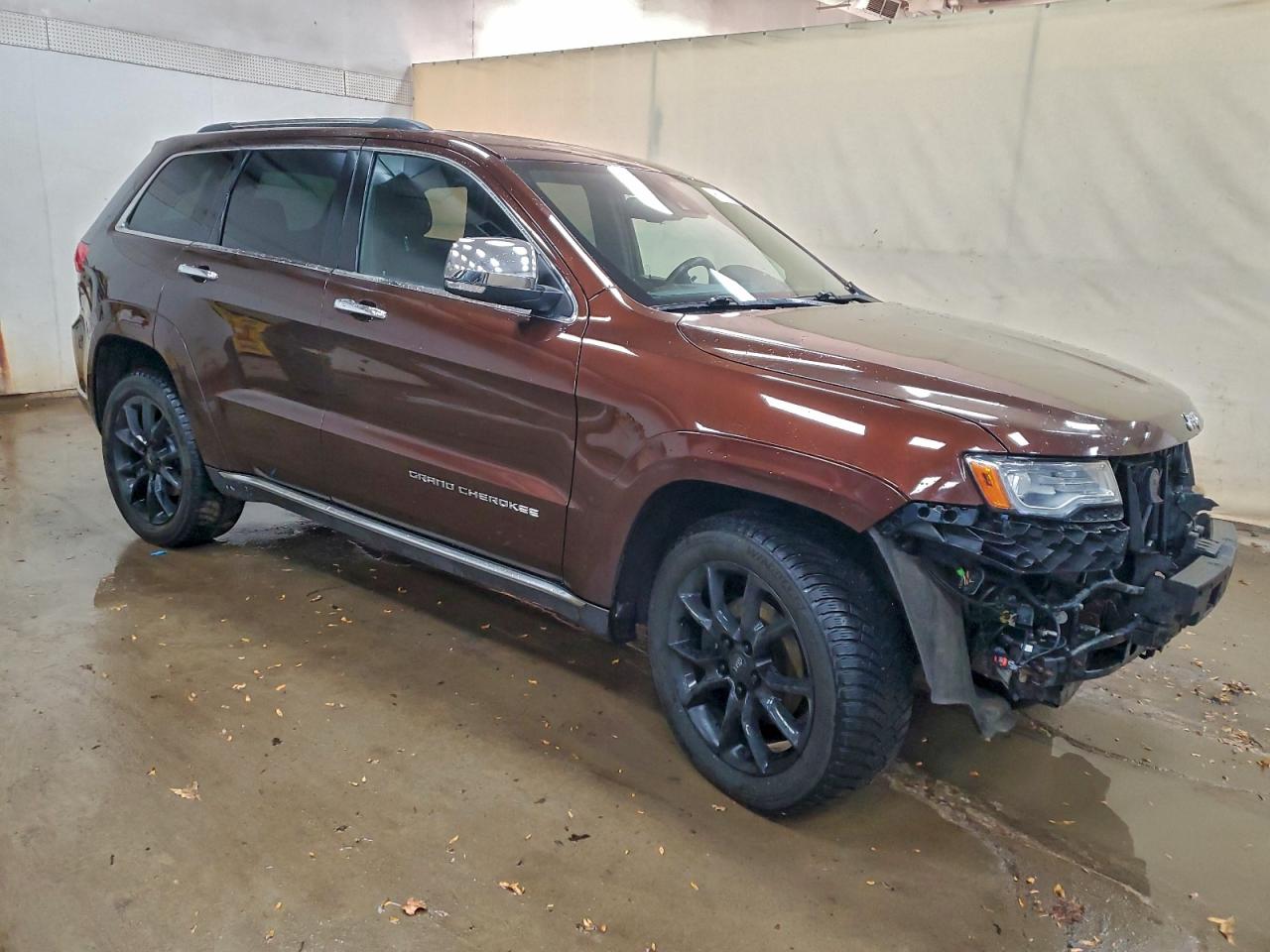 2014 JEEP GRAND CHEROKEE SUMMIT photo 4