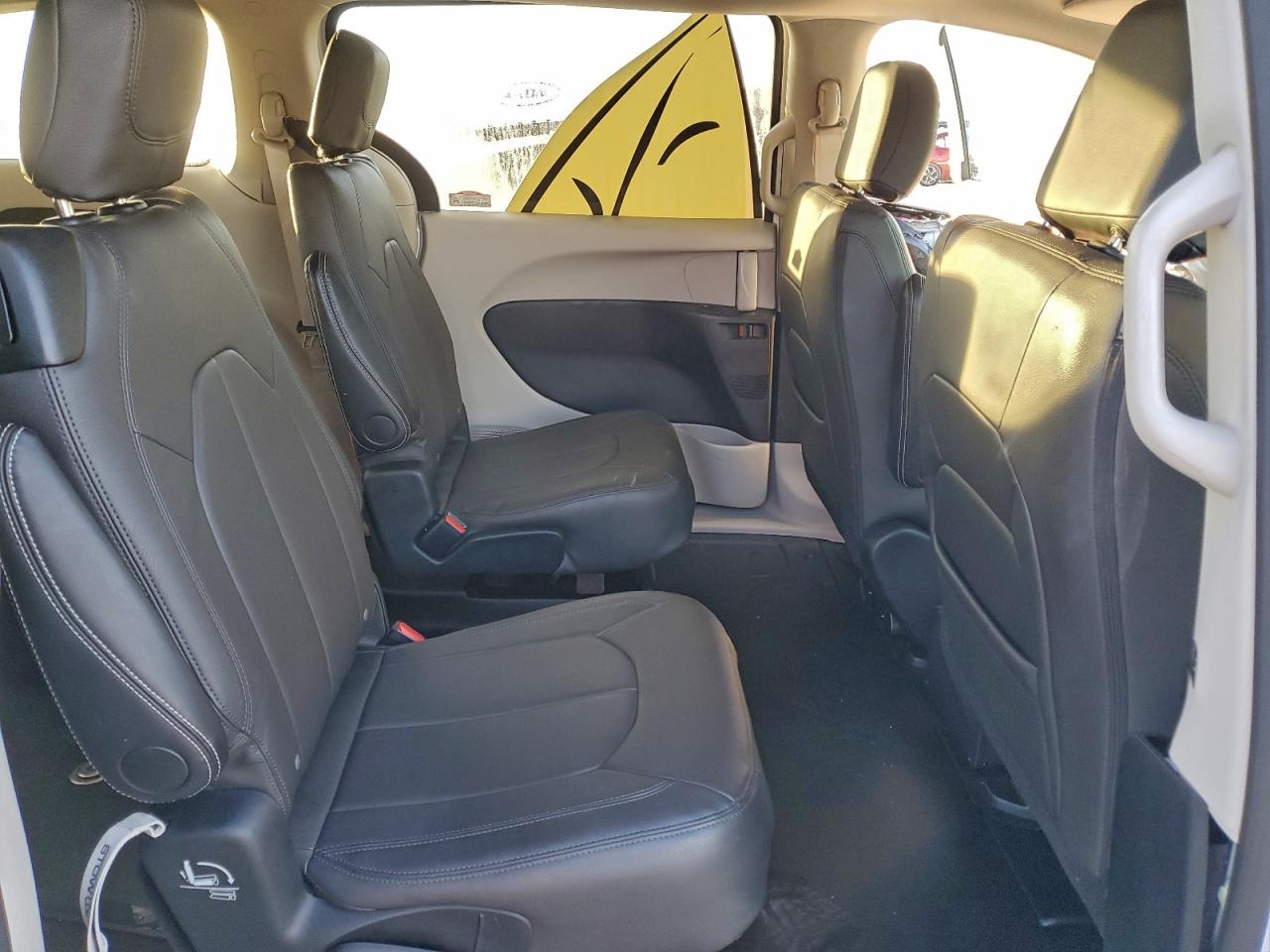 2024 CHRYSLER VOYAGER LX photo 21