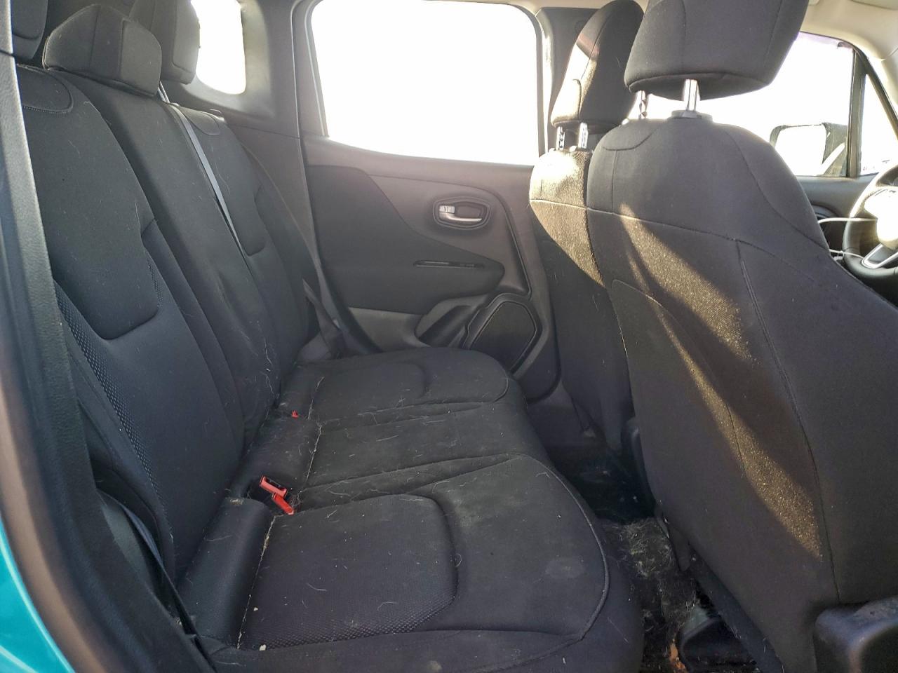 2020 JEEP RENEGADE SPORT photo 21