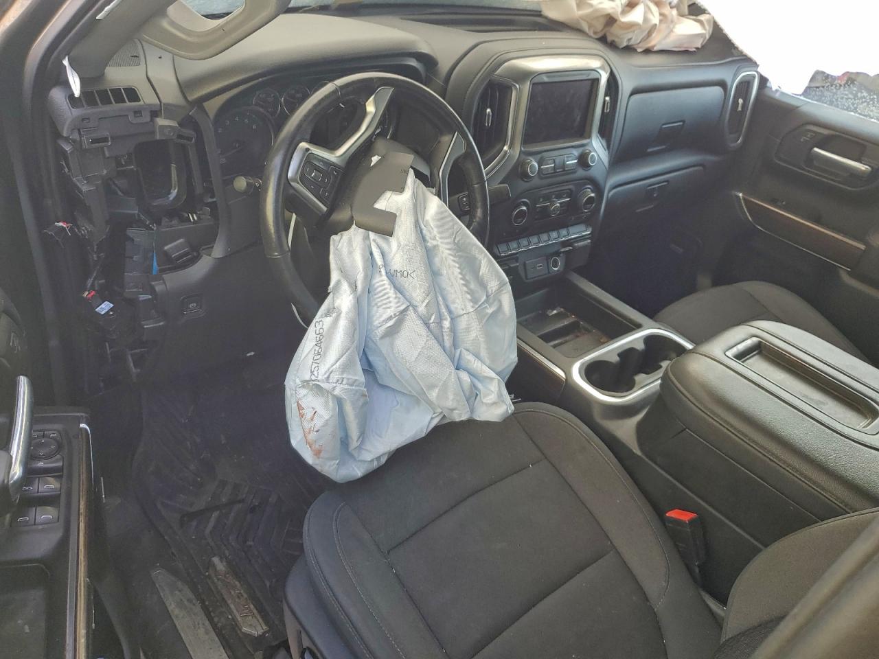 2021 CHEVROLET SILVERADO K1500 RST photo 8