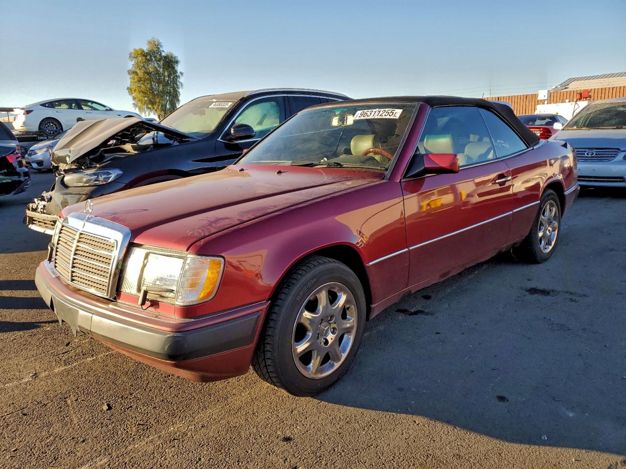 1993 MERCEDES-BENZ 300