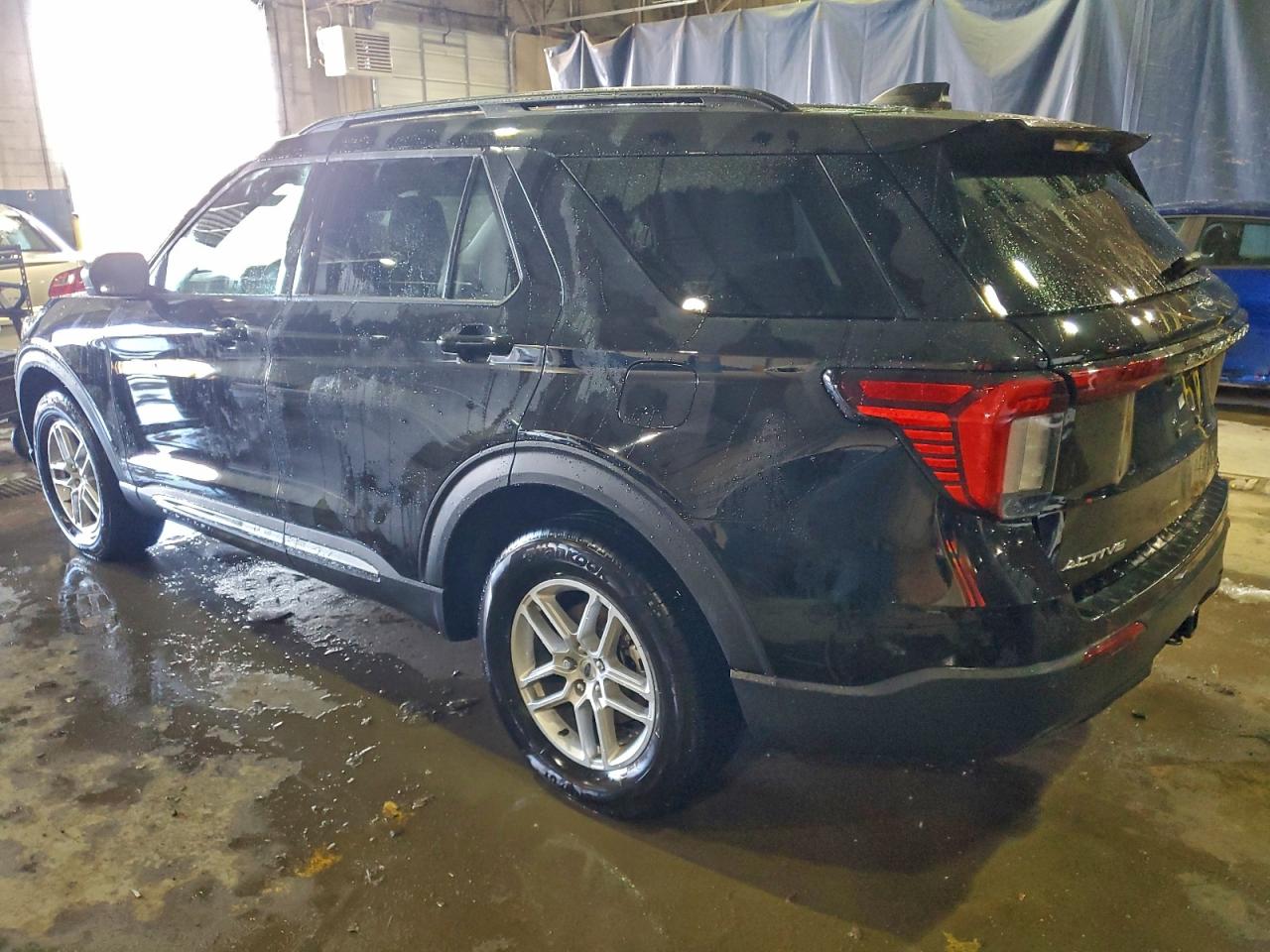 2025 FORD EXPLORER ACTIVE photo 2