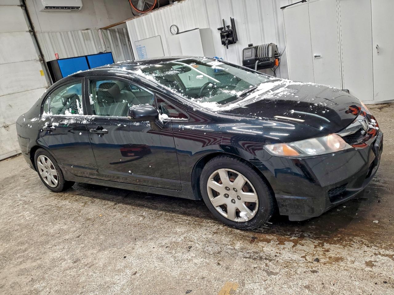 2009 HONDA CIVIC LX photo 4