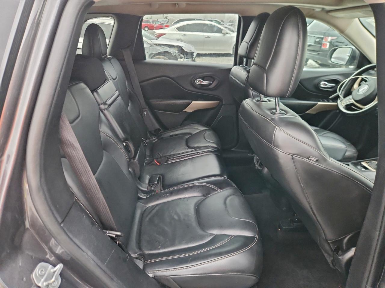 2018 JEEP CHEROKEE LIMITED photo 11