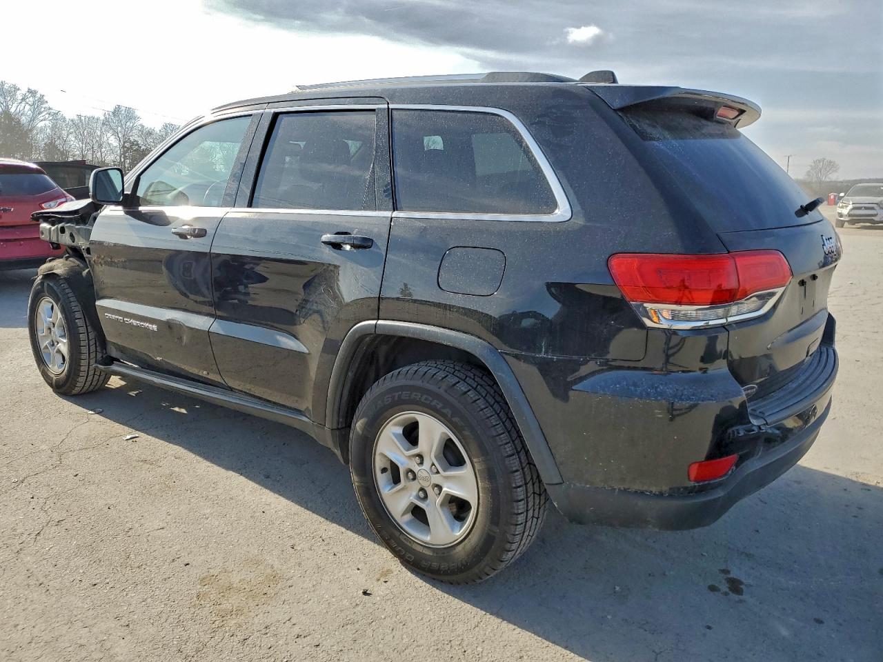 2016 JEEP GRAND CHEROKEE LAREDO photo 3