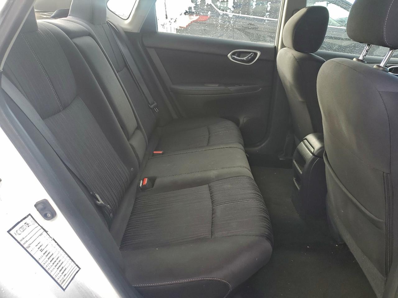 2016 NISSAN SENTRA S photo 10
