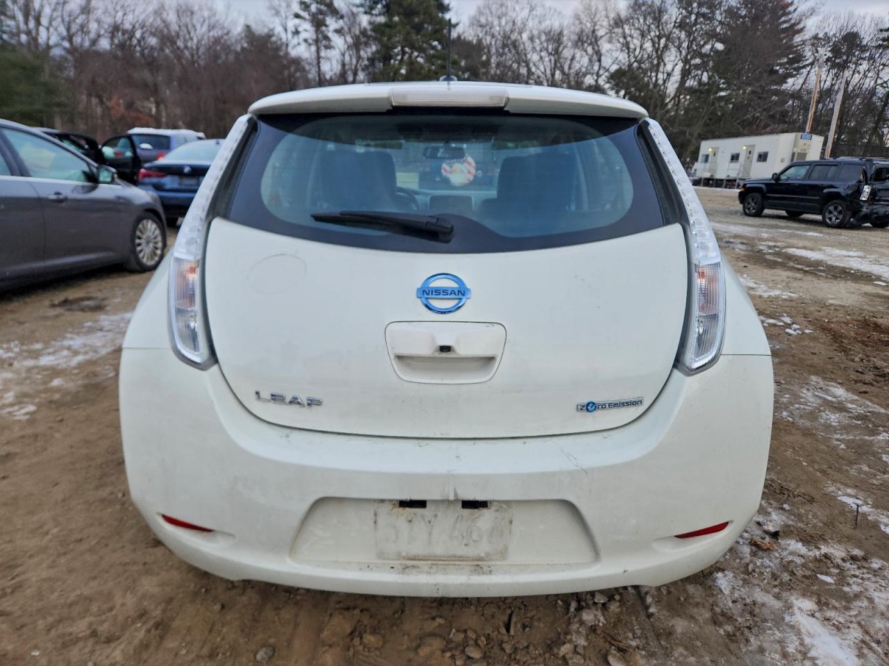 2016 NISSAN LEAF SV photo 6