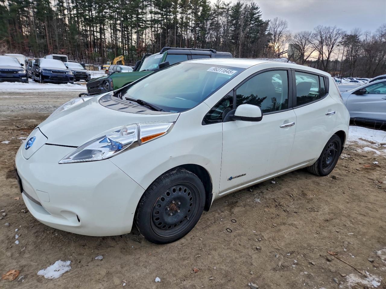 2016 NISSAN LEAF