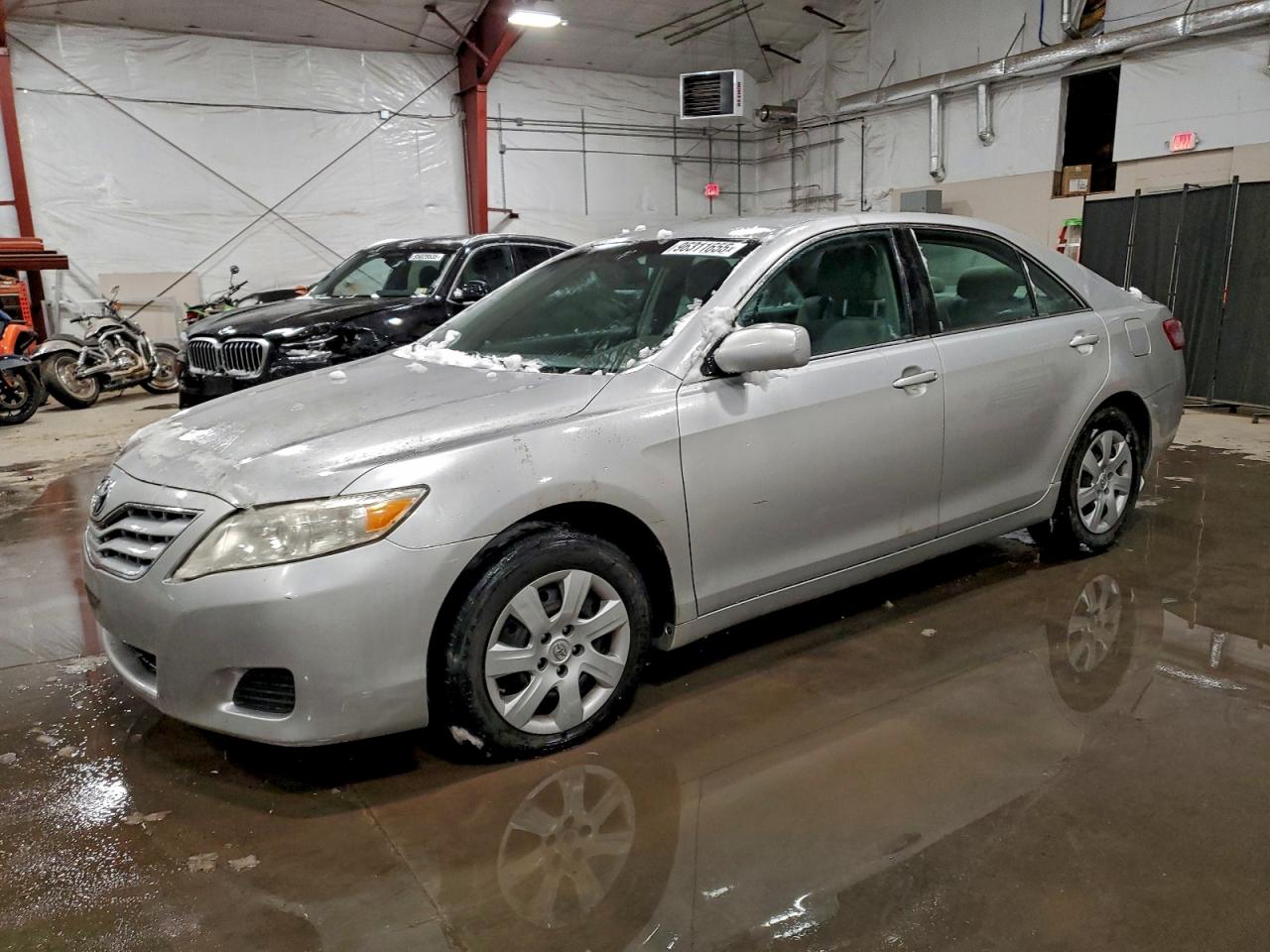 2010 TOYOTA CAMRY