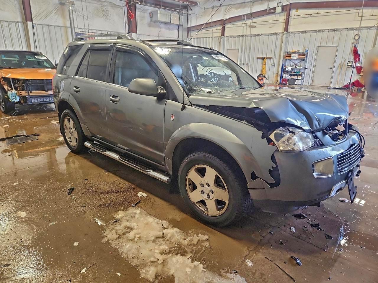 2006 SATURN VUE photo 4