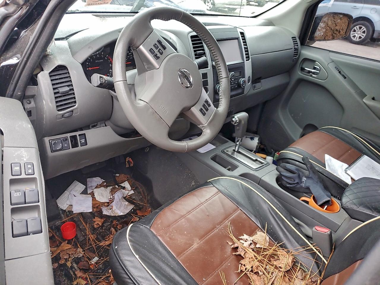 2019 NISSAN FRONTIER S photo 8