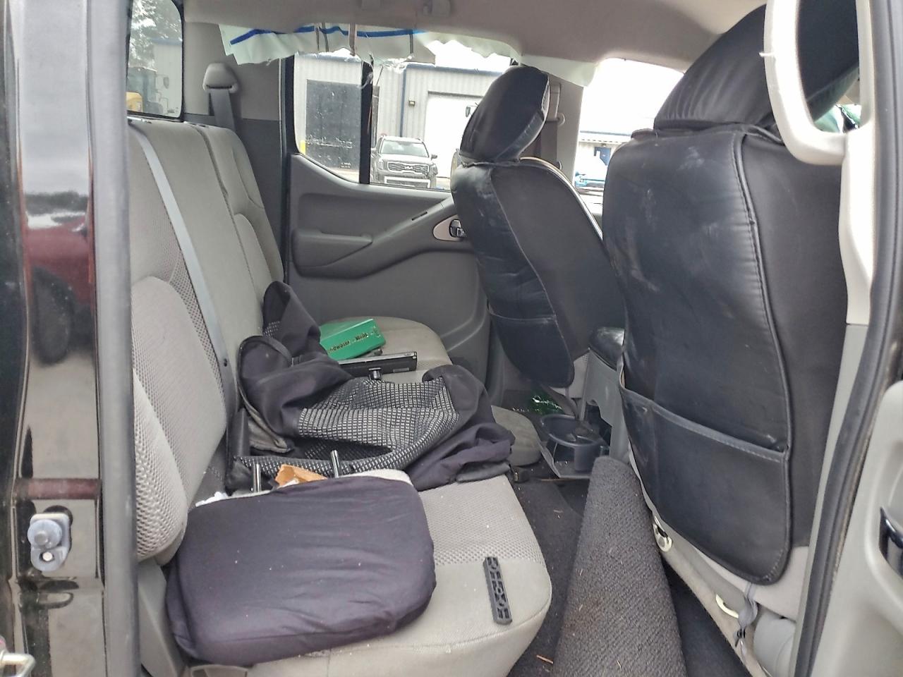 2019 NISSAN FRONTIER S photo 10