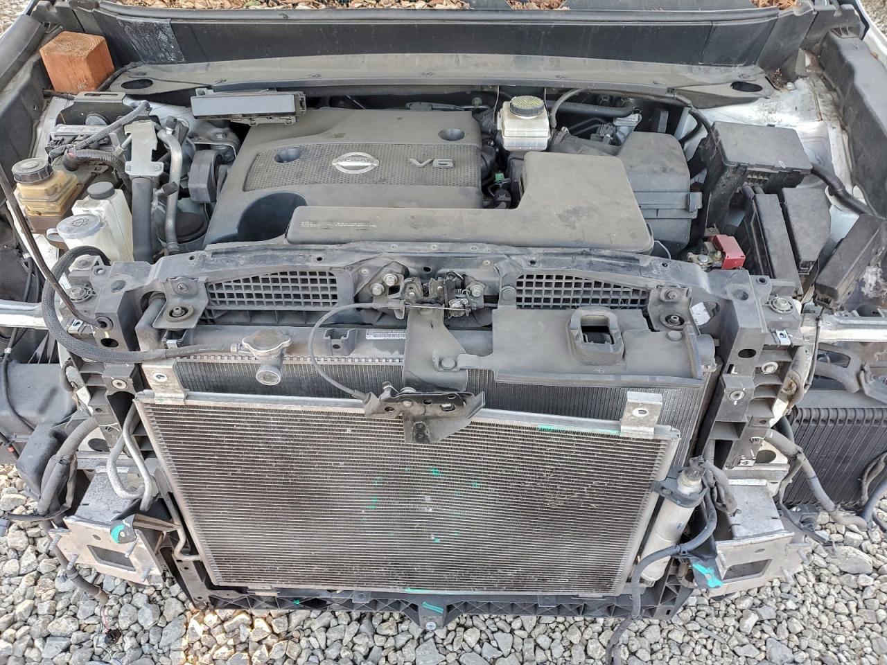 2013 NISSAN PATHFINDER S photo 12