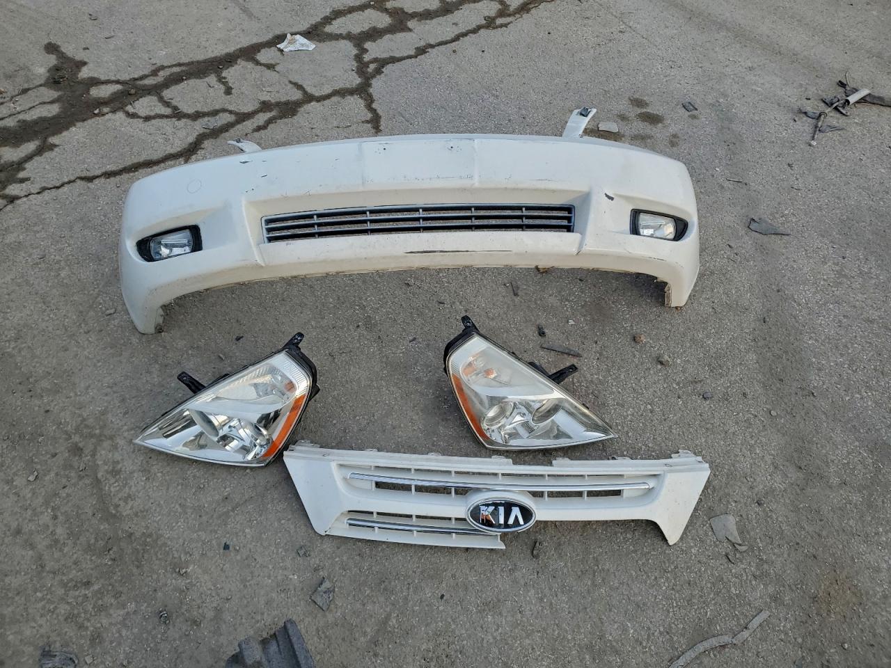 2008 KIA SEDONA EX photo 25