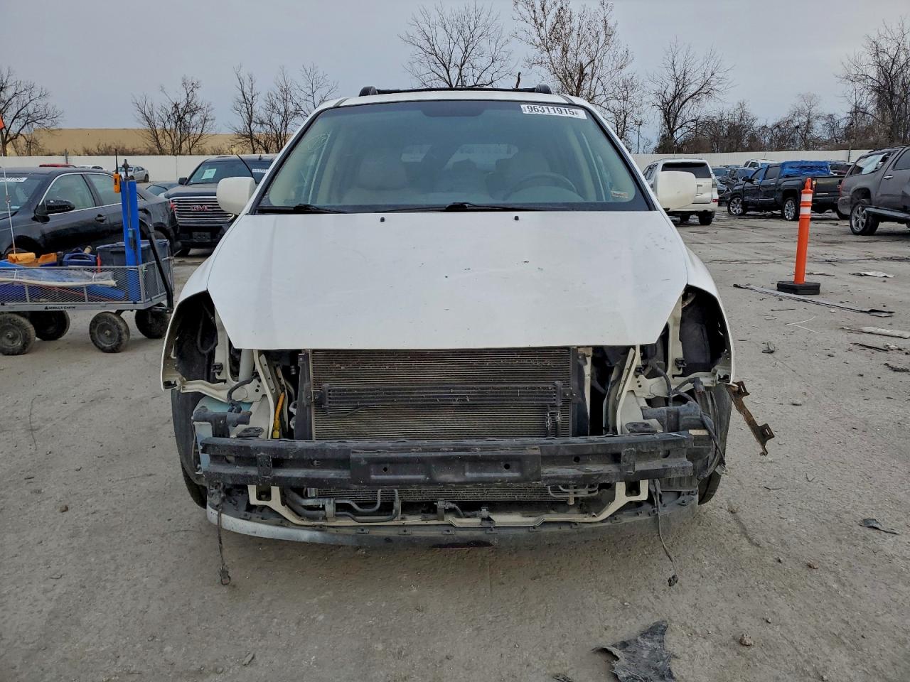 2008 KIA SEDONA EX photo 9