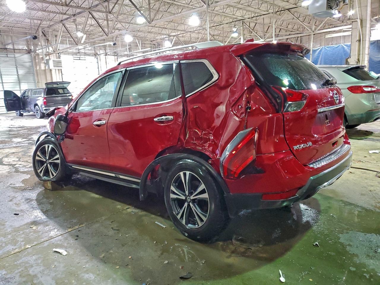 2017 NISSAN ROGUE SV photo 2