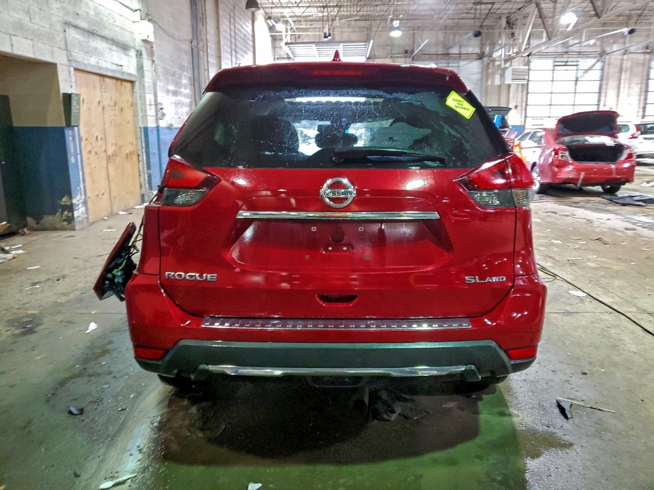 2017 NISSAN ROGUE SV photo 6