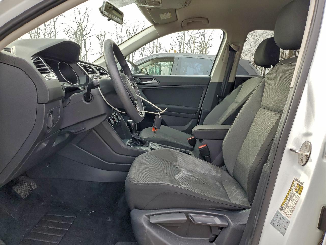 2020 VOLKSWAGEN TIGUAN S photo 7