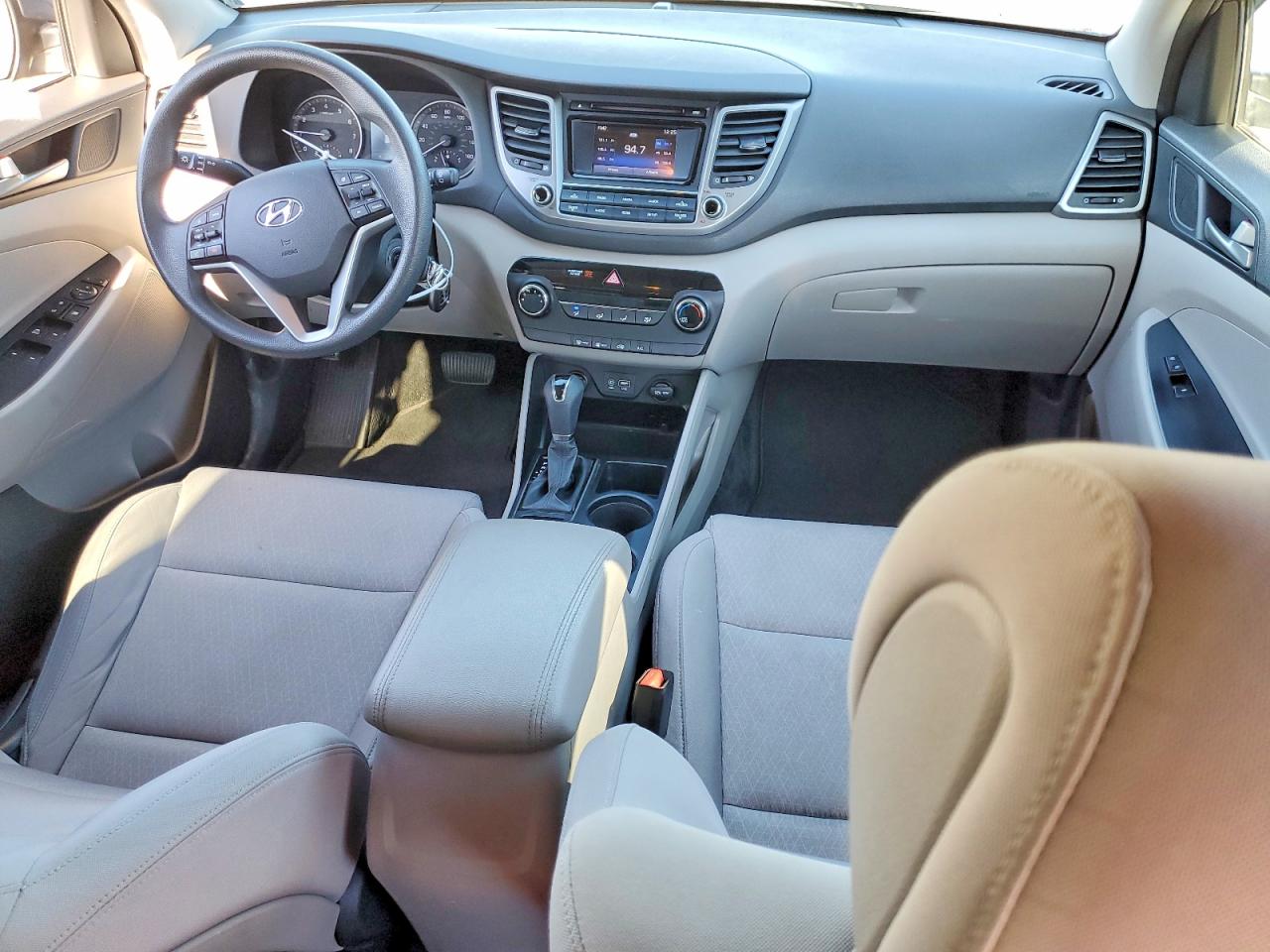 2018 HYUNDAI TUCSON SE photo 15