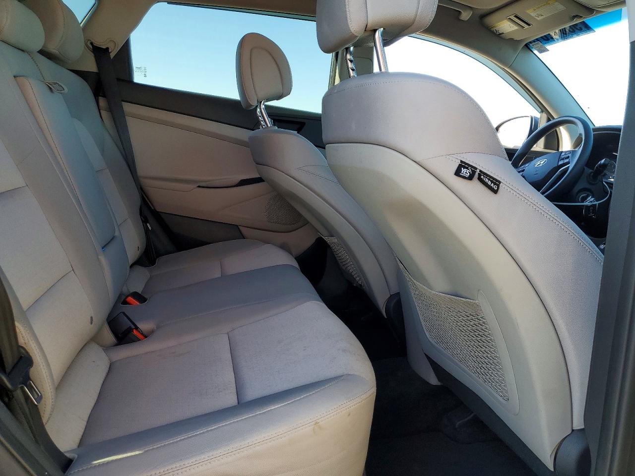 2018 HYUNDAI TUCSON SE photo 21