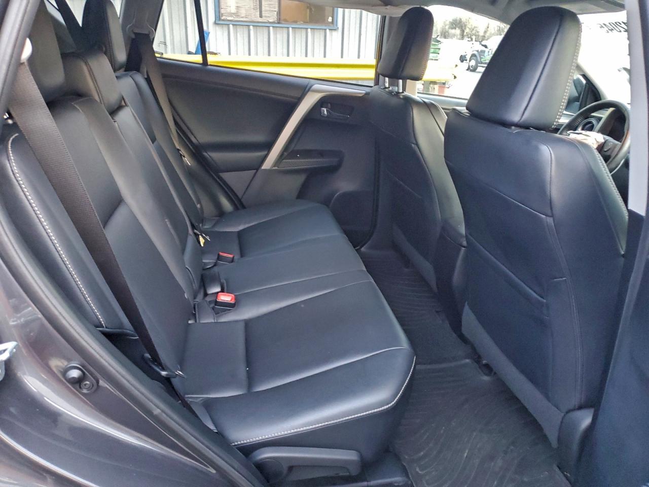 2014 TOYOTA RAV4 LIMITED photo 31