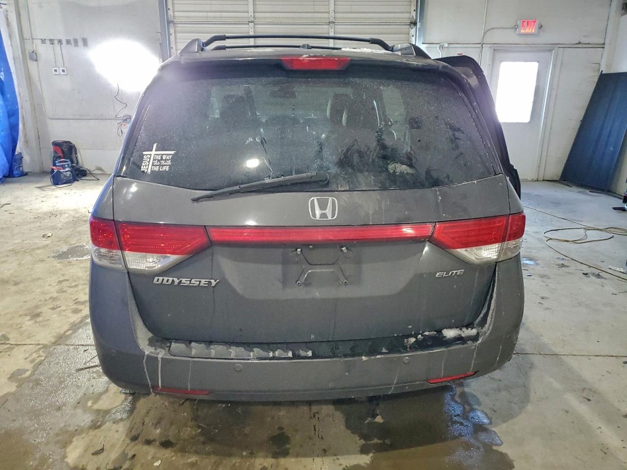 2014 HONDA ODYSSEY TOURING photo 16