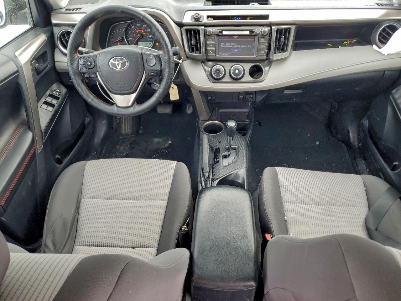 2015 TOYOTA RAV4 LE photo 8