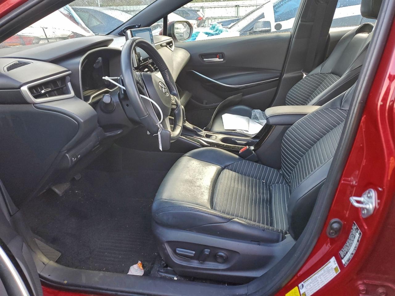 2022 TOYOTA COROLLA XSE photo 13