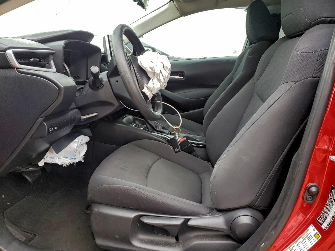 2021 TOYOTA COROLLA LE photo 7