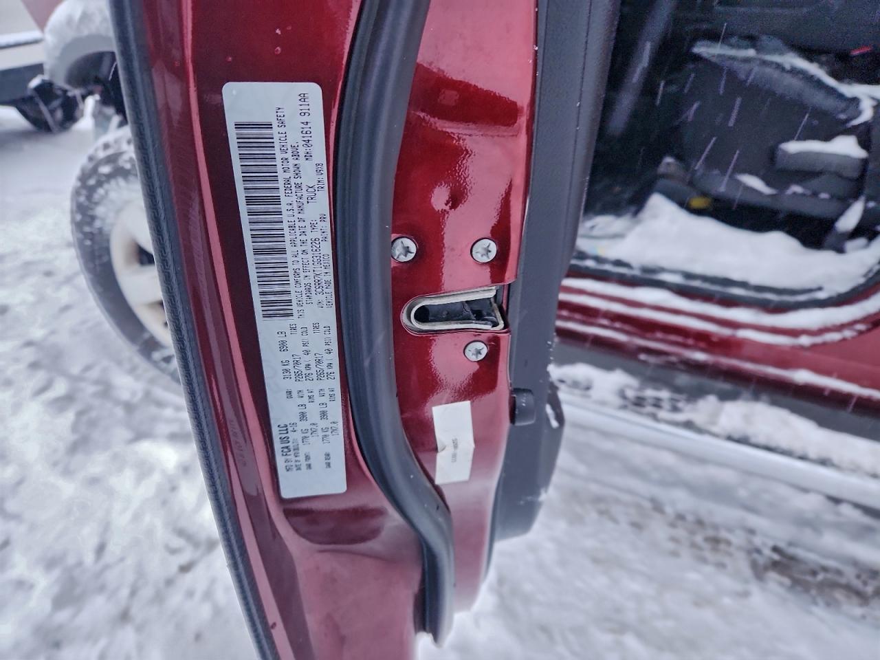 2016 RAM 1500 ST photo 23