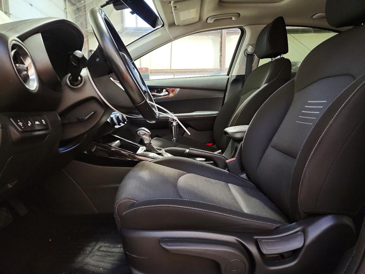 2021 KIA FORTE EX photo 7