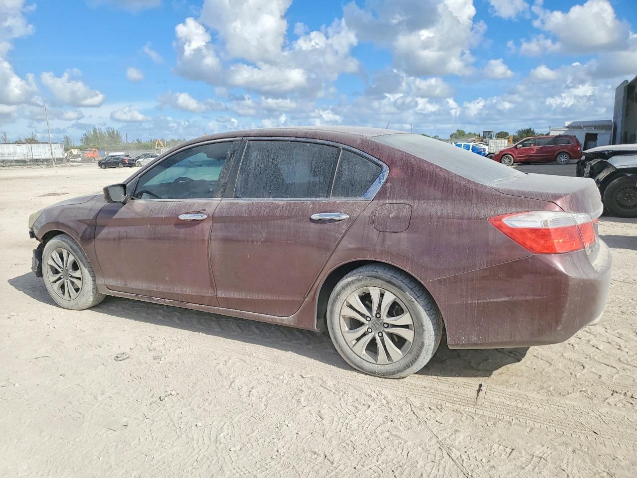 2013 HONDA ACCORD LX photo 3