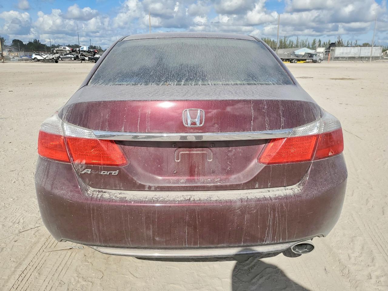 2013 HONDA ACCORD LX photo 11