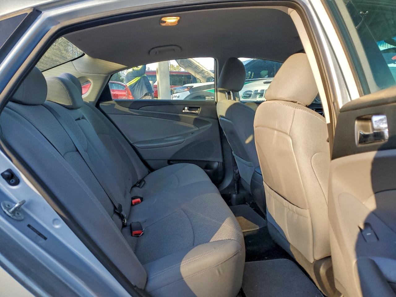 2013 HYUNDAI SONATA GLS photo 19
