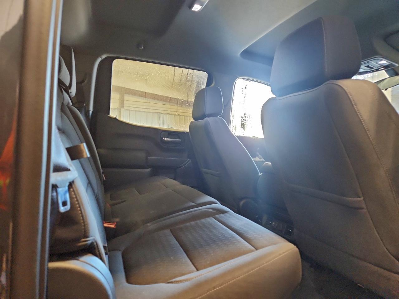 2020 CHEVROLET SILVERADO K1500 LT photo 10