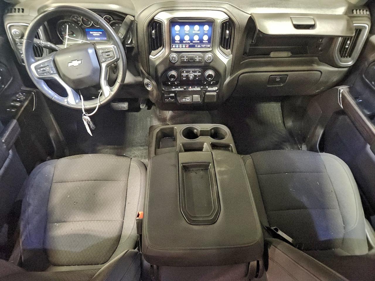 2020 CHEVROLET SILVERADO K1500 LT photo 8