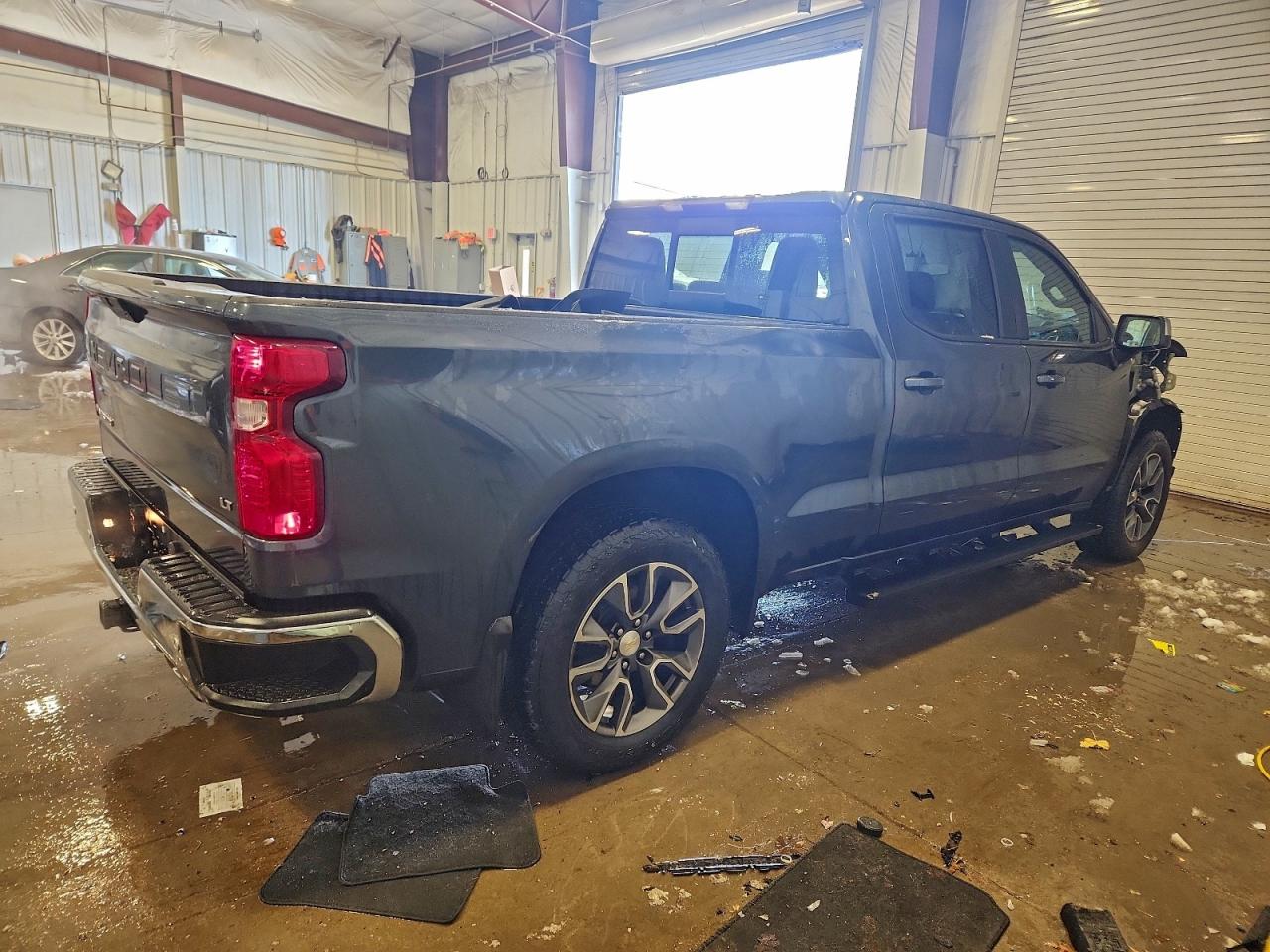2020 CHEVROLET SILVERADO K1500 LT photo 3