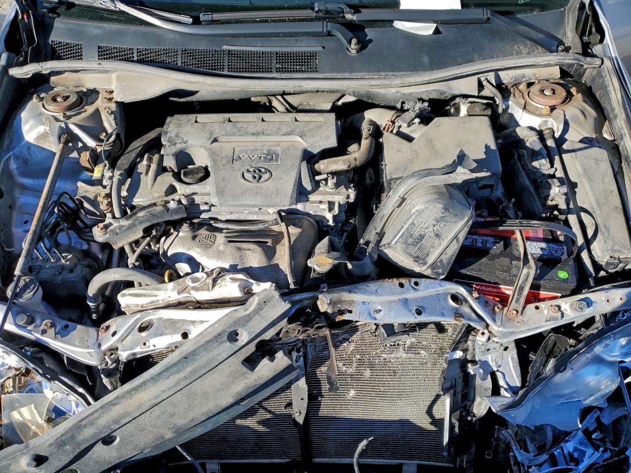 2015 TOYOTA CAMRY SE photo 11