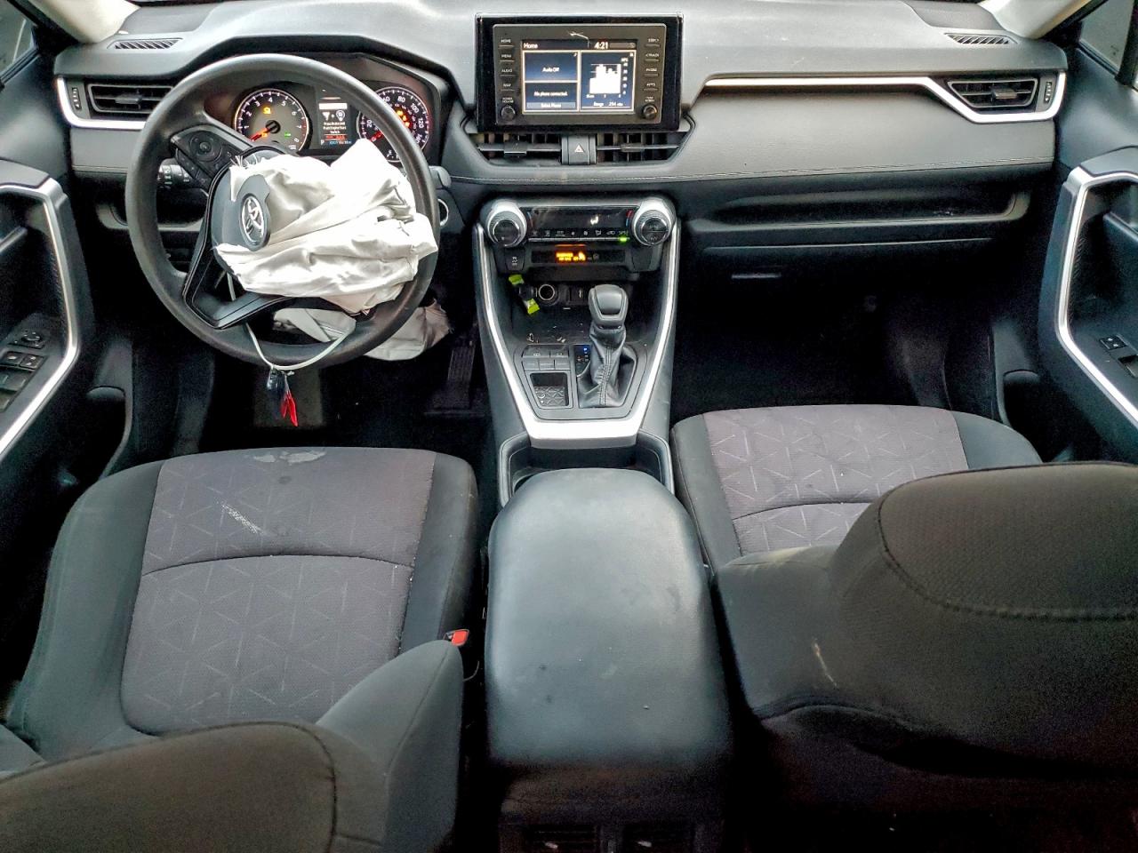 2019 TOYOTA RAV4 XLE photo 8