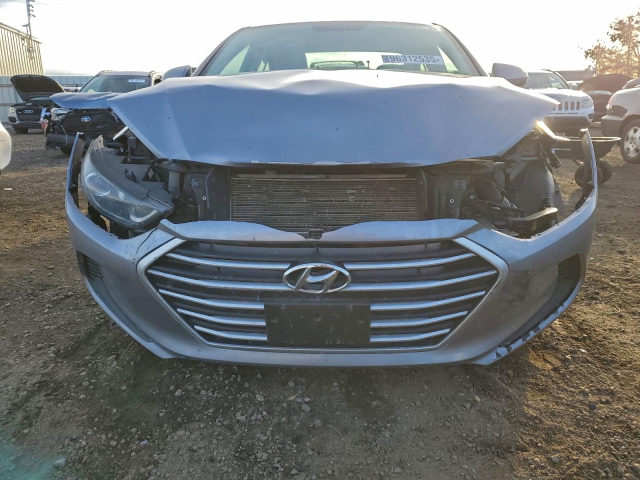 2017 HYUNDAI ELANTRA SE photo 11